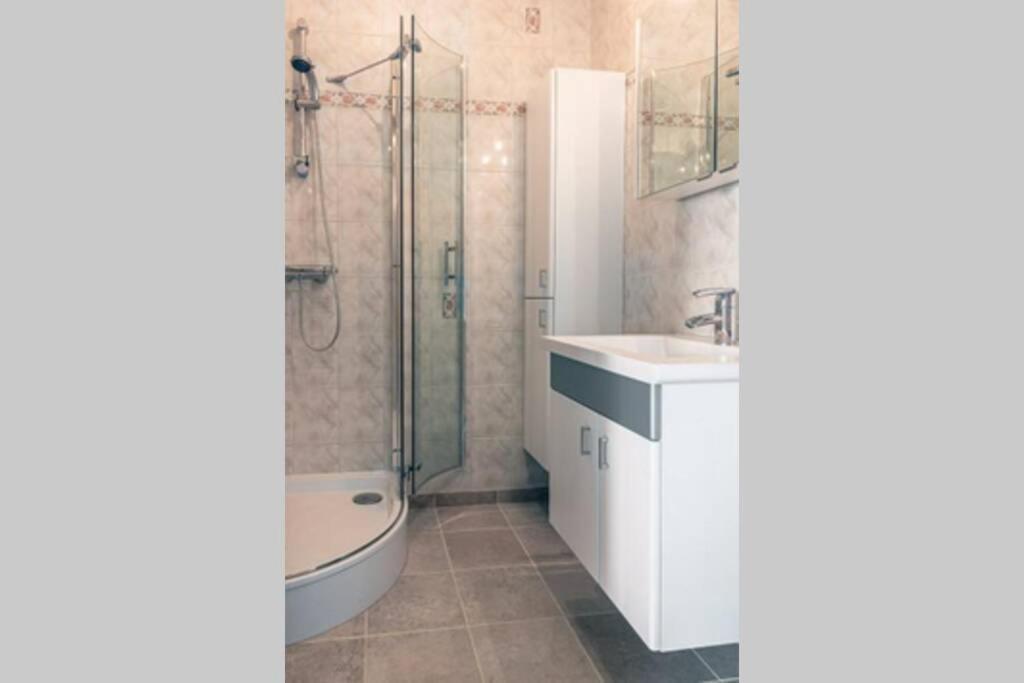 Appartment With Frontal Sea View With 3 Bedrooms كوكسيجدي المظهر الخارجي الصورة